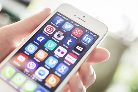 Cómo proteger el teléfono móvil de los ataques externos